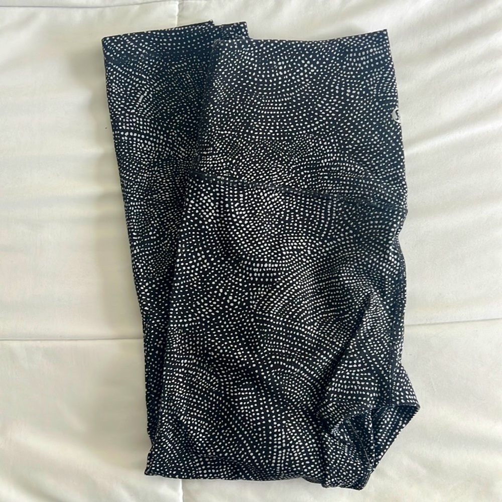 lululemon high-rise align crop 23”
